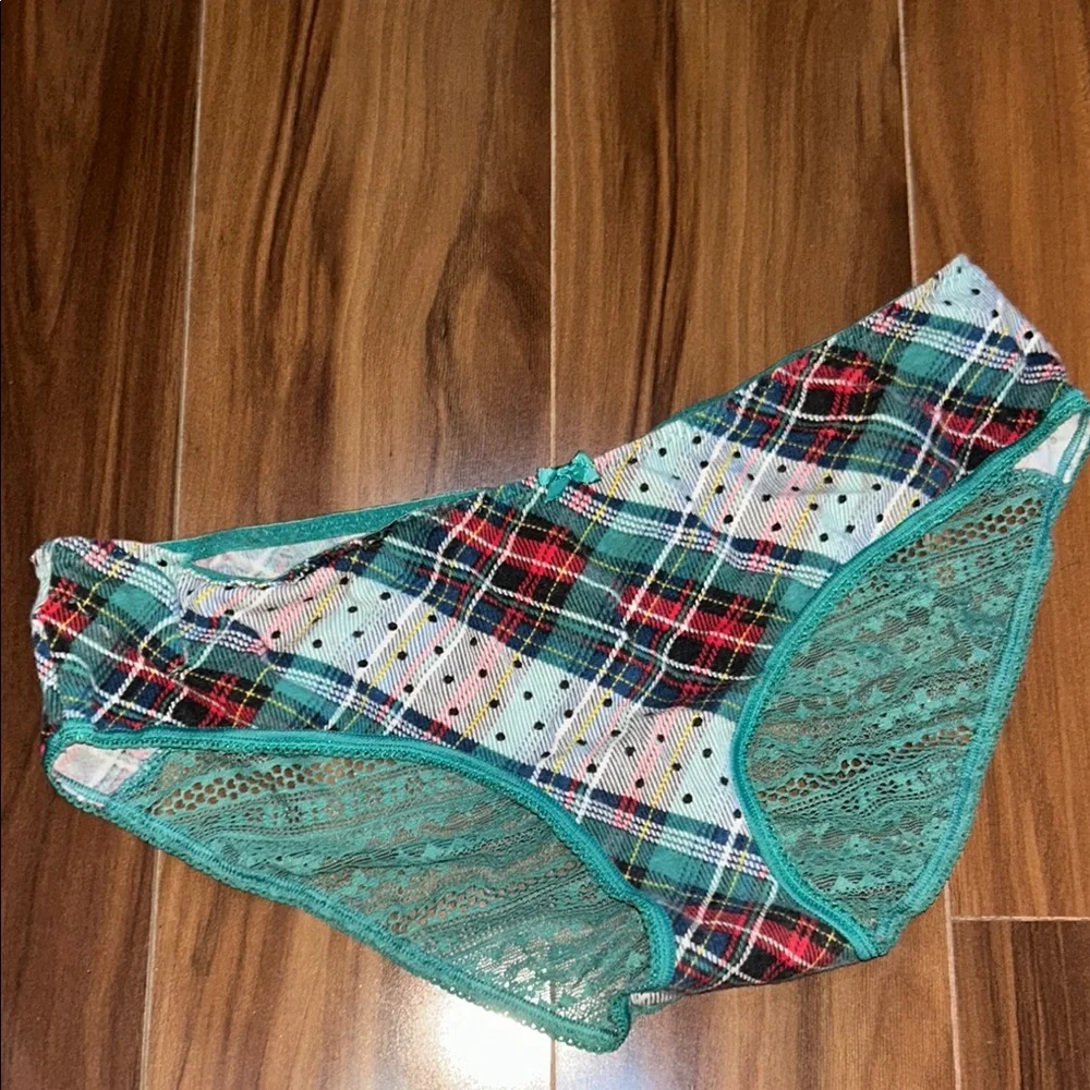 Large Victoria’s Secret lace back Hiphugger plaid panty - Picture 1 of 6